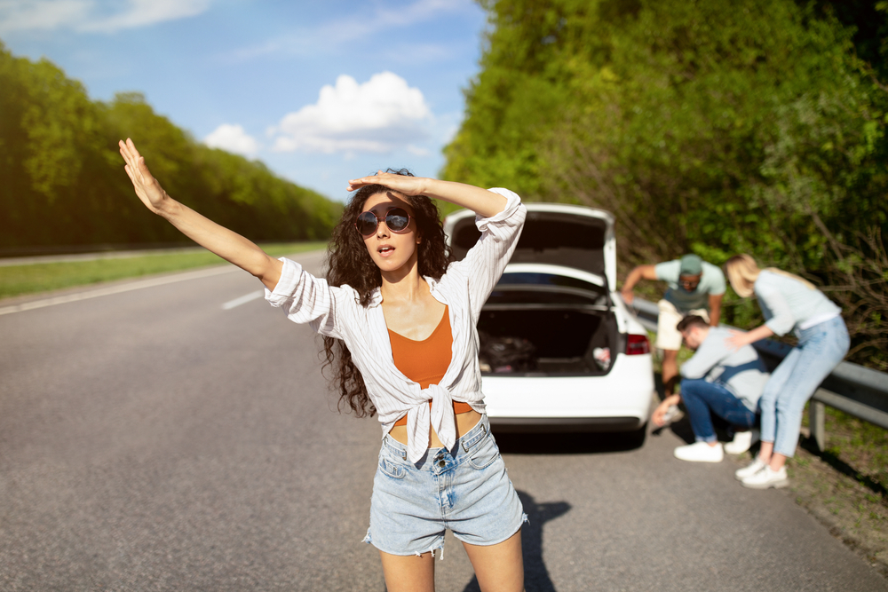 What Problems Can Roadside Assistance Help You With?